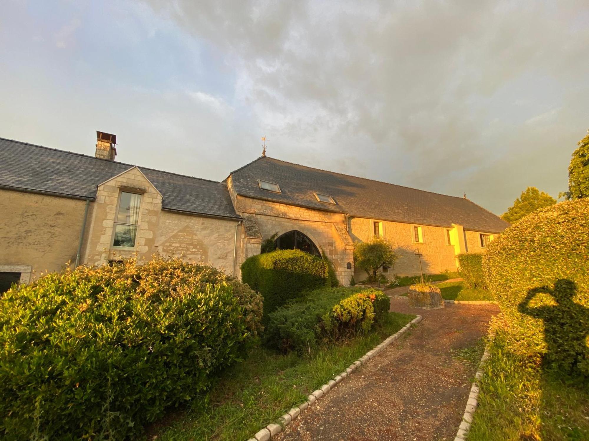 L'Abbaye Saint Michel Bed and Breakfast Tonnerre Buitenkant foto