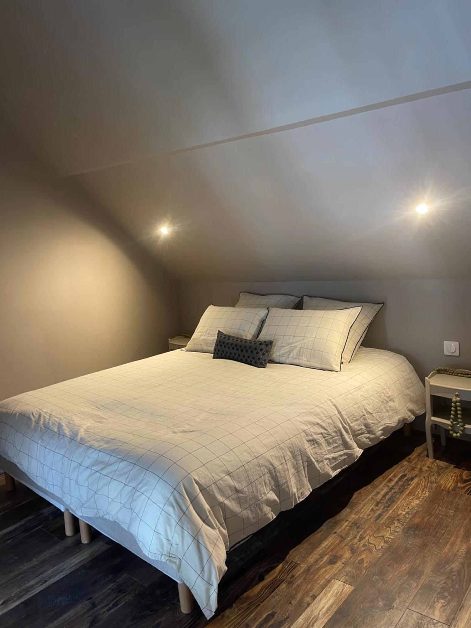 L'Abbaye Saint Michel Bed and Breakfast Tonnerre Buitenkant foto